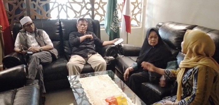 Keluarga Hj Bau Emma Sambangi Owner Travel Al Buruj Makassar, Bahas Perihal Utang Rp1 Miliar