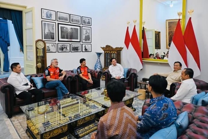 Presiden Prabowo Terima Kunjungan Marc Marquez dan Dua Pembalap Muda Indonesia