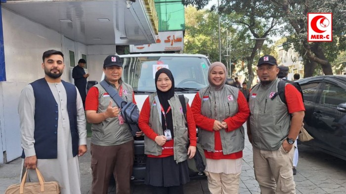 Tim  MER-C Bertolak ke Jalalabad, Bawa Ribuan Paket Bantuan untuk Korban Gempa