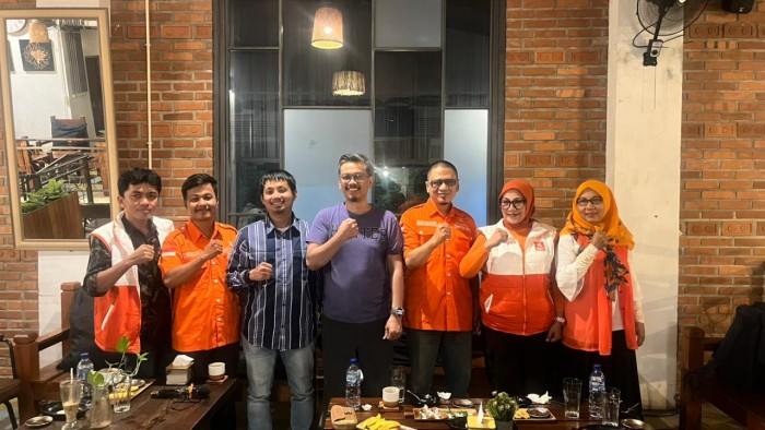 Prof Sulfikar Amir Ngopi Bareng GR Sulsel, Bahas Arah Gerakan dan Konsolidasi Menuju 2026