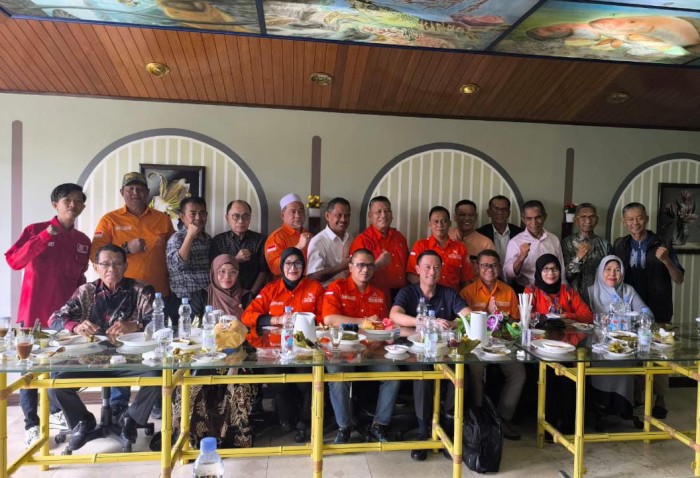 GR Sulsel Diskusi Bareng Tom Lembong, Bahas Soal Ekonomi, UMKM, dan Peta Politik