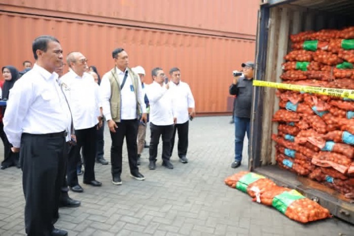 Impor Ilegal Bawang Bombai Terbongkar, Mentan Amran: Segera Tindak dan Telusuri, Tak Ada Toleransi